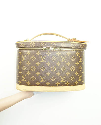 Nice Vanity Case, front view